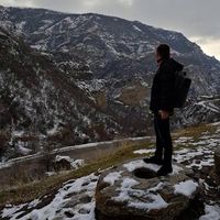 Ovik Pozoyan的照片