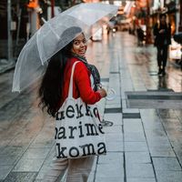 Fotos de Santi Rahayu