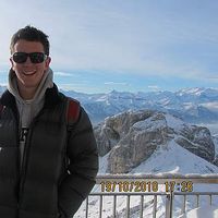 Declan Butorac的照片