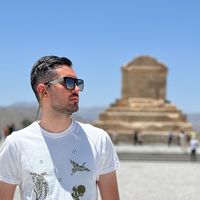 Iman Ahmadi的照片