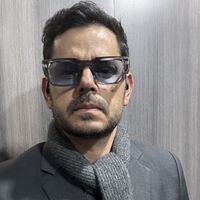 C Roberto Gonzalez's Photo