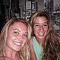 Marjorie and Tara Cadotte-Holler的照片