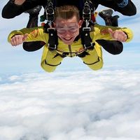 Elliot Ruzziconi的照片