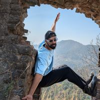 Manzeer Walia's Photo