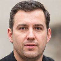 Sуmоn Mаkаrоnоv的照片