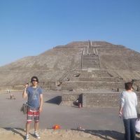 Emanuel Cardenas Gonzalez-Zuñiga的照片