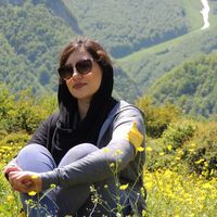 parisa seydlii的照片