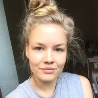 Emma Christensen的照片