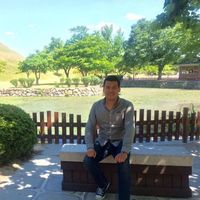 Sebastian Holmes's Photo