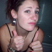 Phoebe Angle的照片