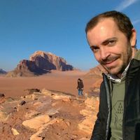 Alessio Romoli的照片