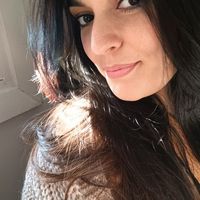 hakima karim's Photo