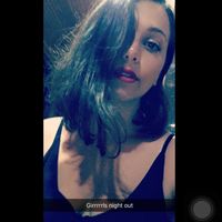 Nursen Dereli的照片