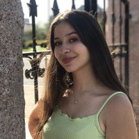 Faten Ben+guirat的照片