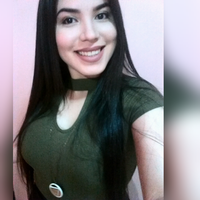 Stephani Hernández's Photo