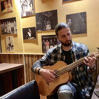 Miri Pozhegu的照片