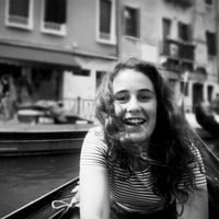 Fotos von Lily Azzopardi