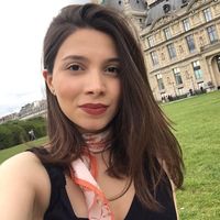 Mehriban Fatullayeva的照片