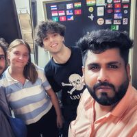 Maniesh Dhiria's Photo