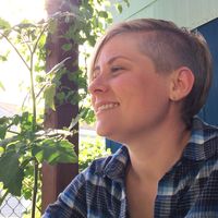 Julia Harper的照片