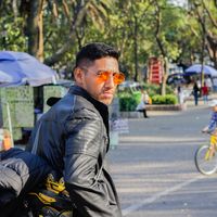 omar zavala的照片