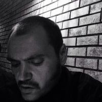 Yalın Tüzmen的照片