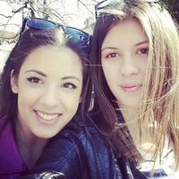 Le foto di Виолета Вељић