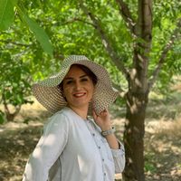 Mona Khodadadian's Photo