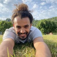 Karim Essaoui的照片