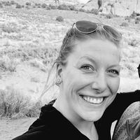 Madeline Perrot的照片