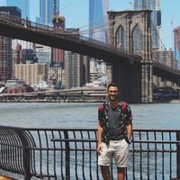 Nicholas Ralph的照片