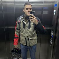 Veljko  Milovancevic的照片