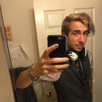 Adam Powers的照片