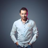 Ali Karooni的照片