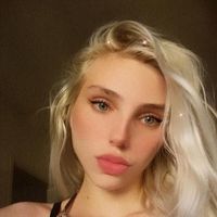 Kristina  kiki's Photo