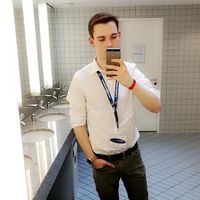 Florian Lutze的照片