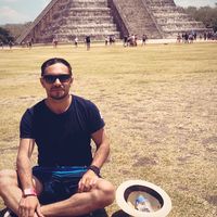 Javier Acuña的照片