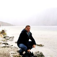 János Alabárdos的照片