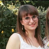 Pauline Tellier的照片