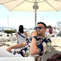 Fotos von MAX Derhem