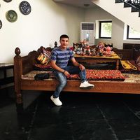 Asror Yigitaliev的照片