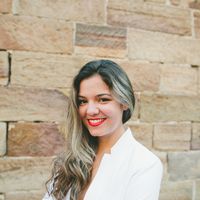 Flávia Oliveira's Photo