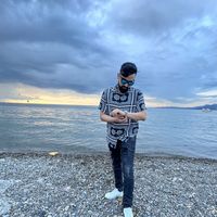 Eleesh Gandhi's Photo