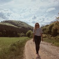 Árnika Fazekas的照片