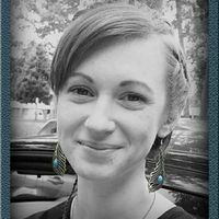 Laura Thabet's Photo