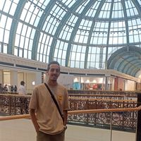 hatim ighious的照片