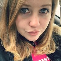 Suzanne Snyder的照片