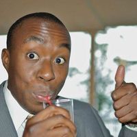 Francis Owoo的照片