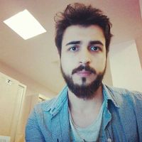 Burak Sözer的照片
