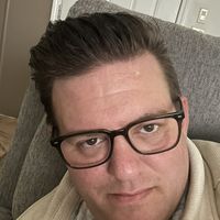 Adam Morris的照片